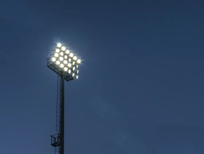 Iluminación de espacios deportivos