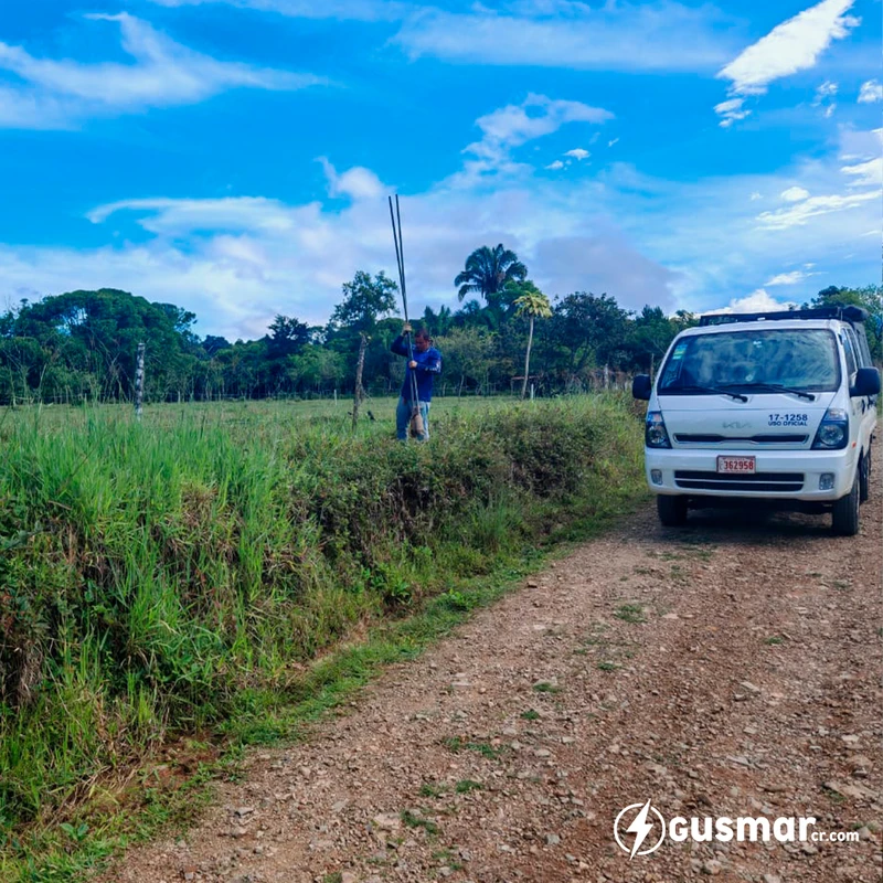 Proyecto eléctrico en Santa Elena, General Viejo